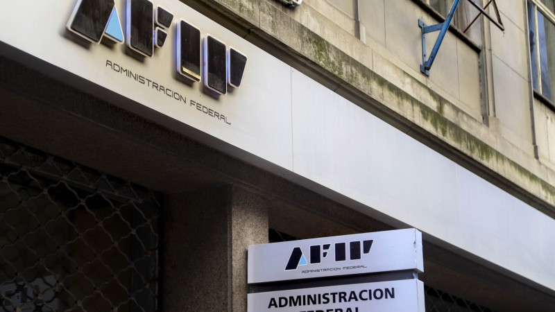 La recaudación tributaria alcanzó $13 billones